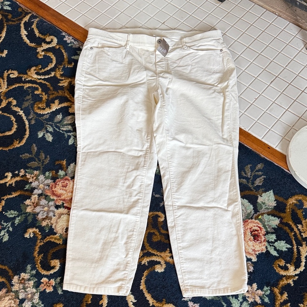 J. Jill Cream corduroy Jeans. NWT Retail 99